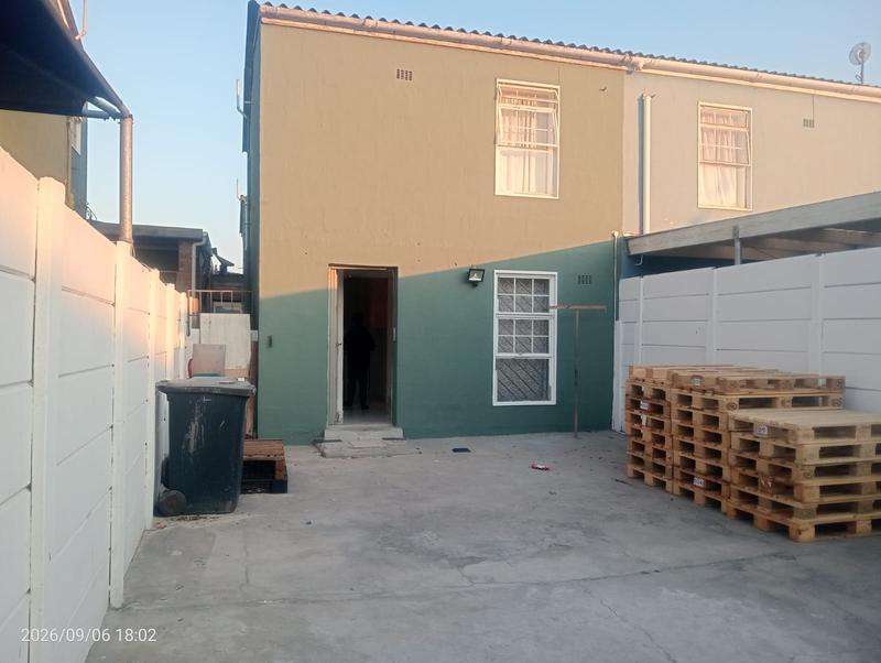 3 Bedroom Property for Sale in Eastridge Western Cape